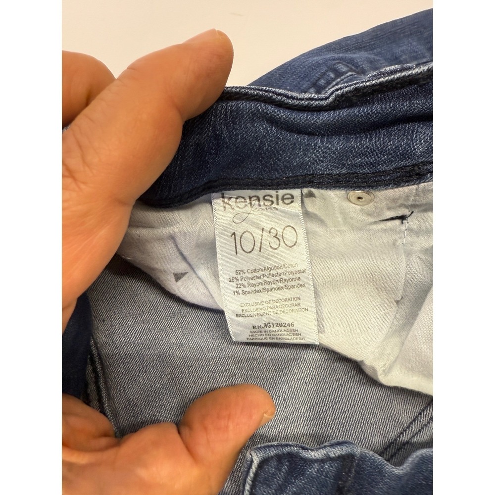 Kensie Jeans Womens Dark Wash Cuffed Bermuda Denim Shorts Size 10/30 Stretch - Picture 5 of 15